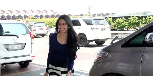 Disneyland, Alasan Sandra Dewi ke Amerika Disneyland, Alasan Sandra Dewi ke Amerika