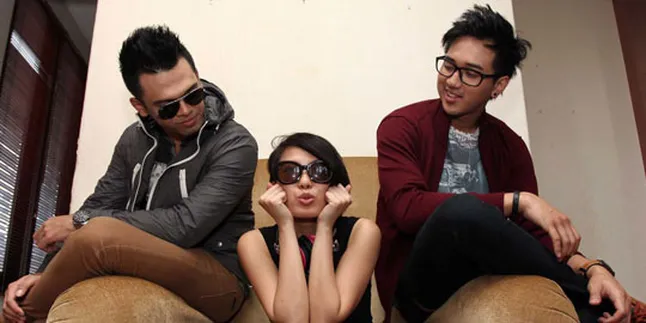 Disutradarai Pacar, Chris 'Arka' Berusaha Profesional