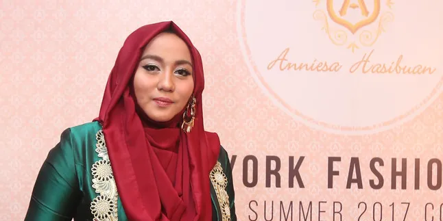 Ditahan, Anniesa Bos First Travel Nangis Tak Bisa Susui Anaknya Yang Umur 3 Minggu