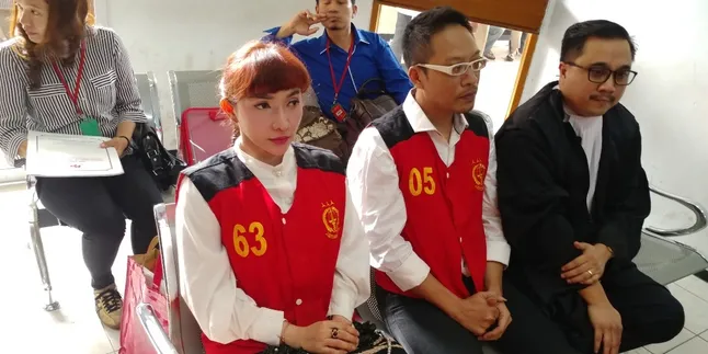 Ditahan di Rutan Pondok Bambu, Roro Fitria Sering Dikunjungi Saudara