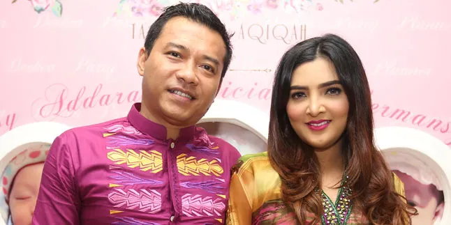 Ditantang Anang Pose Tanpa Make Up, Ini Jawaban Ashanty Ditantang Anang Pose Tanpa Make Up, Ini Jawaban Ashanty