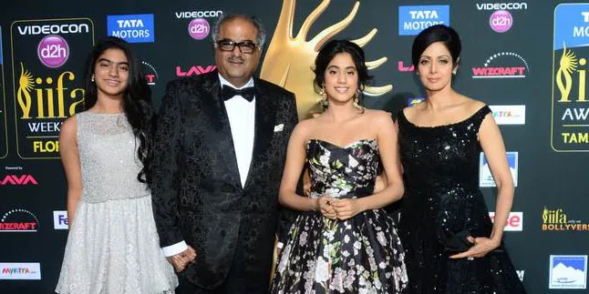 Ditanya Debut Karir Putrinya di Bollywood, Sridevi Tak Setuju? Ditanya Debut Karir Putrinya di Bollywood, Sridevi Tak Setuju?