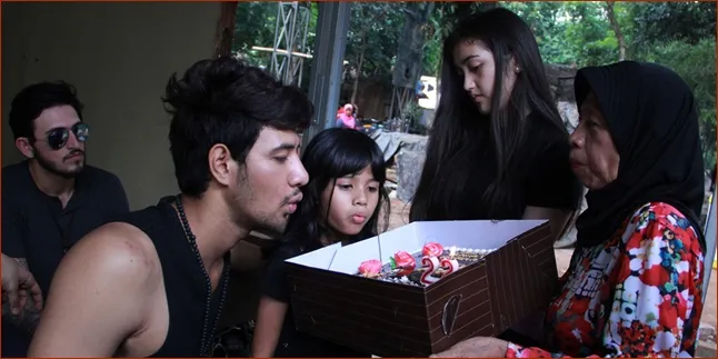 Ditanya Kapan Nikah, Ammar Zoni: Gila Kali, Umur Gua Baru 22! Ditanya Kapan Nikah, Ammar Zoni: Gila Kali, Umur Gua Baru 22!