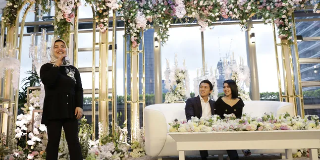 Ditanya Soal Dekor Preskon oleh Aisyahrani, Syahrini: Terima Kasih Petir