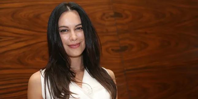 Ditanya Soal Foto Hangout Bareng Cut Tary, Sophia Latjuba Bingung