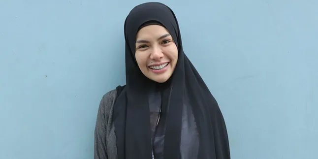 Ditanya Soal Hamil, Nikita Mirzani: Kalau Perut Gue Gendut Juga Kelihatan