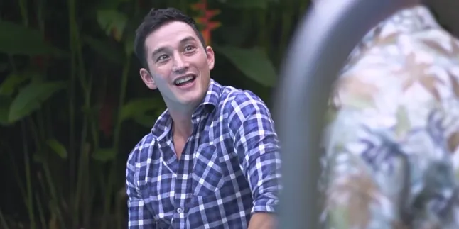 Ditanya Soal Isu Lucinta Luna Transgender, Ini Jawaban Mike Lewis Ditanya Soal Isu Lucinta Luna Transgender, Ini Jawaban Mike Lewis