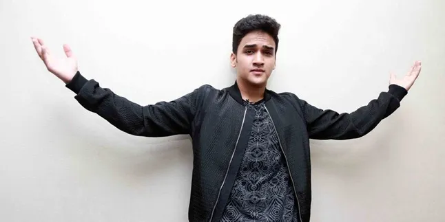 Ditawari Cilok Sama Ayu Ting Ting, Faisal Khan: Pedas dan Enak