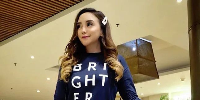 Diteriaki Murtad dan Ditertawakan di Gereja, Salmafina Sunan: Tuhan Ajarkan Kasih