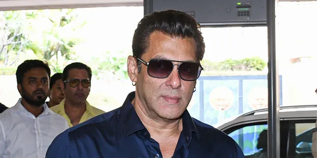 Diteror Ancaman Pembunuhan, Salman Khan Beli Mobil Anti-peluru dan Diizinkan Miliki Senpi Diteror Ancaman Pembunuhan, Salman Khan Beli Mobil Anti-peluru dan Diizinkan Miliki Senpi