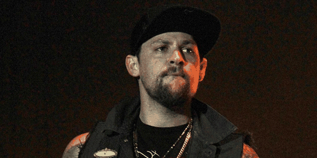 Ditilang, Benji Madden Berikan SIM Joel Madden Ditilang, Benji Madden Berikan SIM Joel Madden