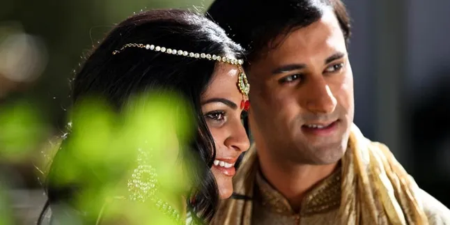 Ditinggal Nikah Lagi, Wanita Ini Hajar Suami Saat Resepsi