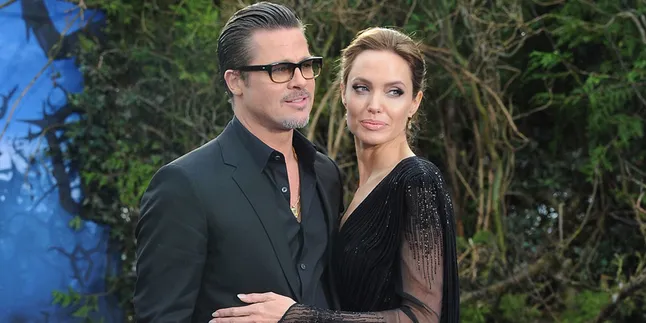 Ditinggal Nikah, Mantan Lesbian Angelina Jolie Tak Mau Kalah Ditinggal Nikah, Mantan Lesbian Angelina Jolie Tak Mau Kalah