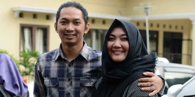 Ditipu Teman Sendiri, Penyanyi Sulis Gagal Buka Butik