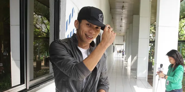 Dituding Bangkrut, Norman Kamaru Malah Bersyukur Dituding Bangkrut, Norman Kamaru Malah Bersyukur