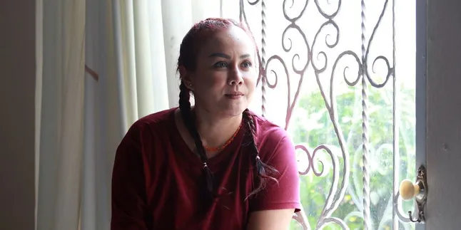 Dituding Gemar Judi oleh Mantan Artisnya, Mak Vera: Mak Sudah Bantu Mereka Naik