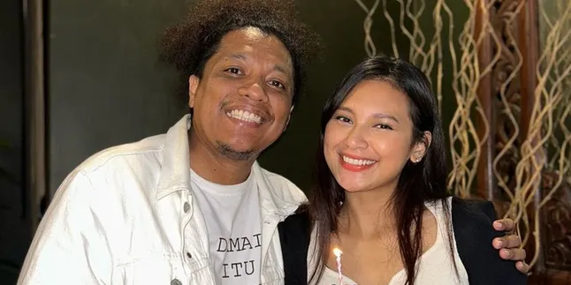 Dituding Ibu Mertua Pakai Ilmu Hitam, Arie Kriting Tak Pernah Tanggapi dengan Serius Dituding Ibu Mertua Pakai Ilmu Hitam, Arie Kriting Tak Pernah Tanggapi dengan Serius