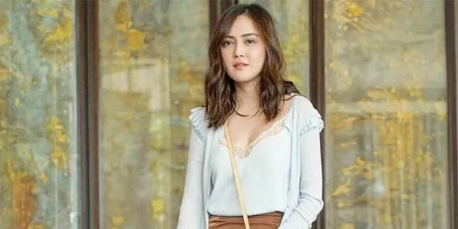 Dituding Jual Diri, Shandy Aulia Ancam Laporkan Haters ke Polisi