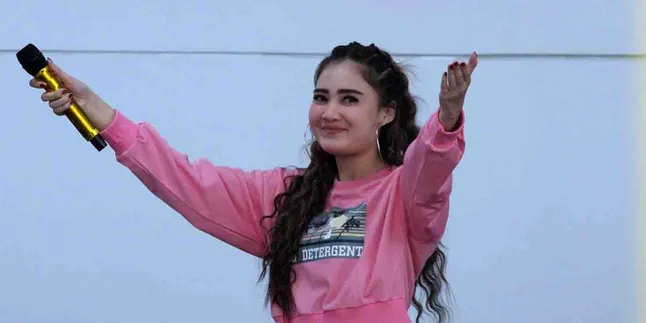 Dituduh Jadi Selingkuhan, Nella Kharisma Berang dan Laporkan Penyebar ke Polisi