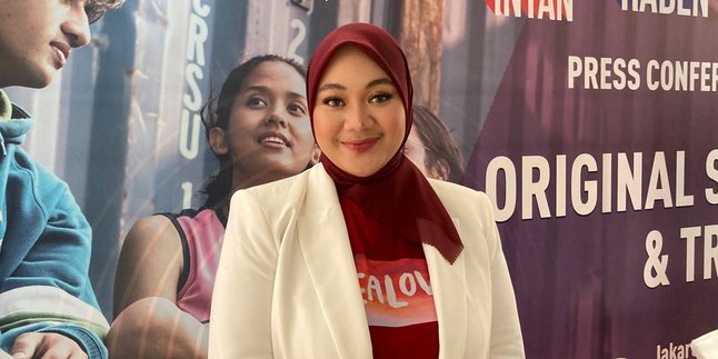 Appointed to Sing and Remake the Original Soundtrack of the Film 'Dealova (2024)', Fadhilah Intan Admits Feeling Burdened