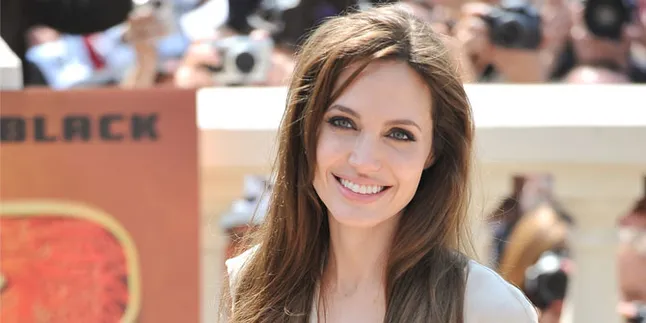 Diwawancara Untuk Pertama Kali, Maddox Ungkap Sosok Angelina Jolie di Matanya