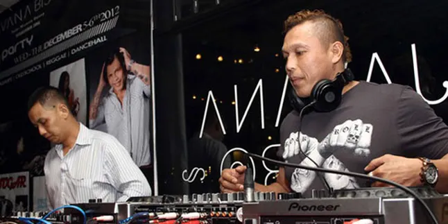 Djainov 'Tigor' Yanda Jadi DJ