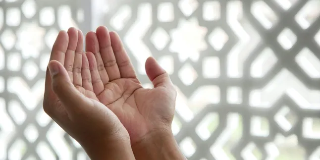 Doa Buka Puasa Serta Makna, Lafal, dan Waktu yang Tepat