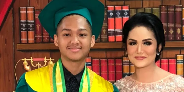 Doa dan Harapan Krisdayanti Untuk Azriel Hermansyah Yang Kini 18 Tahun