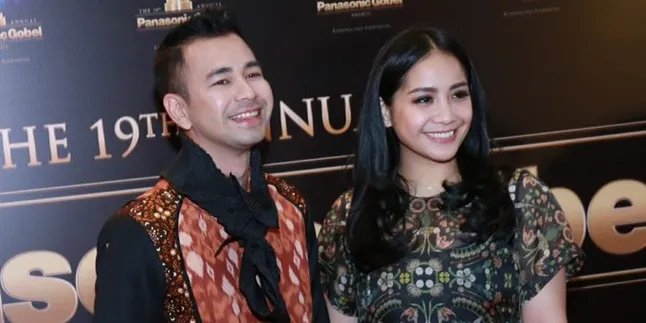 Doa Melly Goeslaw Untuk Anniversary Ke-2 Raffi dan Nagita Slavina Doa Melly Goeslaw Untuk Anniversary Ke-2 Raffi dan Nagita Slavina