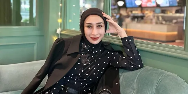 Dokter Reza Gladys Ingatkan Pentingnya Pakai Moisturizer dan Sunscreen