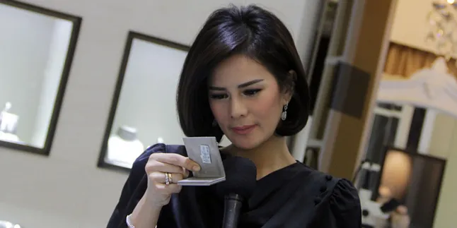 Domisili di Inggris, Astrid Tiar Malah Ajarkan Anak Bahasa Batak