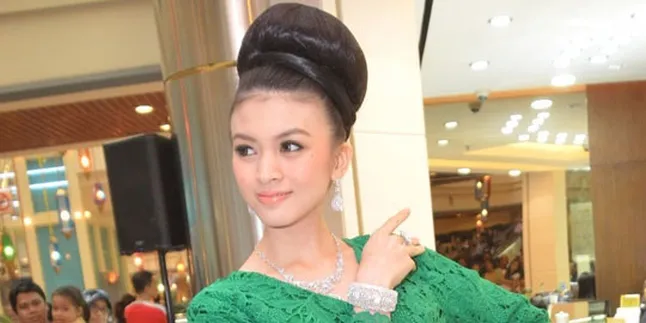 Donita: Cantik Harus Bersih, Jangan Panuan