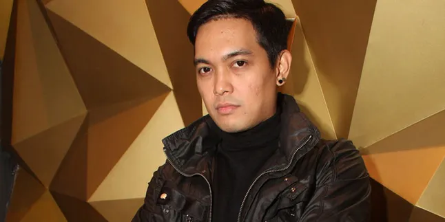 Donnie Sibarani Ajak Mikha Angelo dan Petra Bikin Boyband