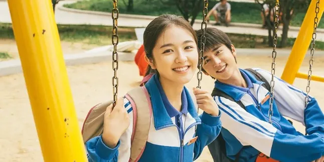 Chinese Drama about a Student Who Always Cheats on Exams and Competitions at School