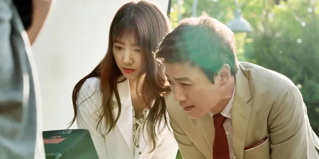 Drama Park Shin Hye - Kim Rae Won 'Doctors' Tetap Puncaki Rating Drama Park Shin Hye - Kim Rae Won 'Doctors' Tetap Puncaki Rating
