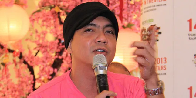 Drama Serius Untuk Indra Birowo Dalam 'RECTOVERSO'