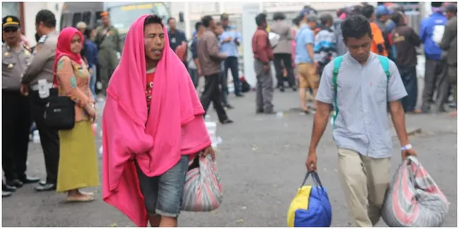 Dramatis, Tangan dan Wajah Abdullah Terbakar Sembunyi di Platfom Saat Rumah Dibakar