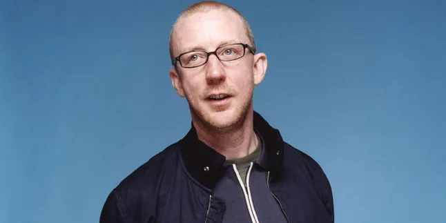 Drummer Blur Jadi Penyiar Radio