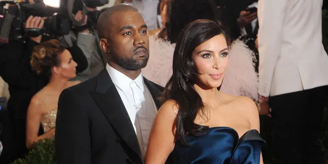 Dua Bulan Menikah, Kim Kardashian Resmi Ganti Nama