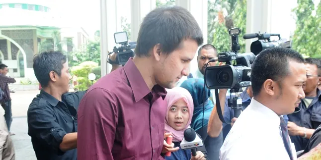 Dua Kali Kembalikan Nafkah Stuart, Risty Tagor Hanya Ingin Cerai Dua Kali Kembalikan Nafkah Stuart, Risty Tagor Hanya Ingin Cerai