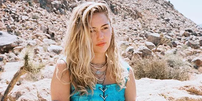 Dua Kali Patah Hati, Miley Cyrus Tulis Sindiran untuk Para Mantan? Dua Kali Patah Hati, Miley Cyrus Tulis Sindiran untuk Para Mantan?