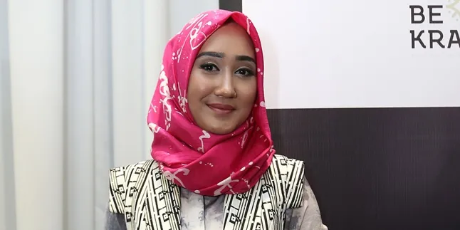 Dua Kali Sidang, Dian Pelangi Sudah Resmi Jadi Janda Dua Kali Sidang, Dian Pelangi Sudah Resmi Jadi Janda