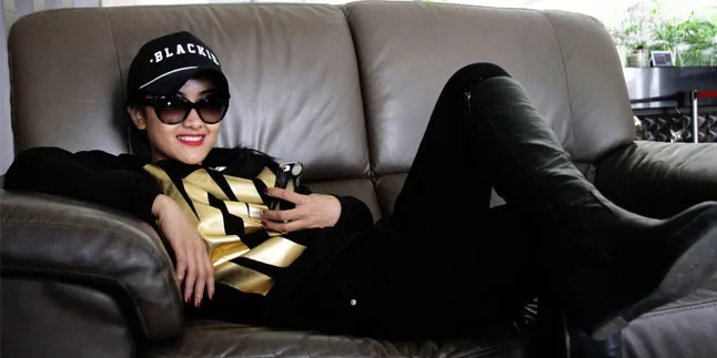 Dua Misi Terbaru Julia Perez di Perfilman Indonesia