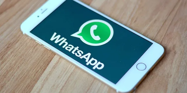 Dua Wanita Asal India Protes Karena Diceraikan Suami Via Whatsapp