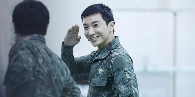 Duka Kematian Ayah Leeteuk, ELF Lakukan Silent Project