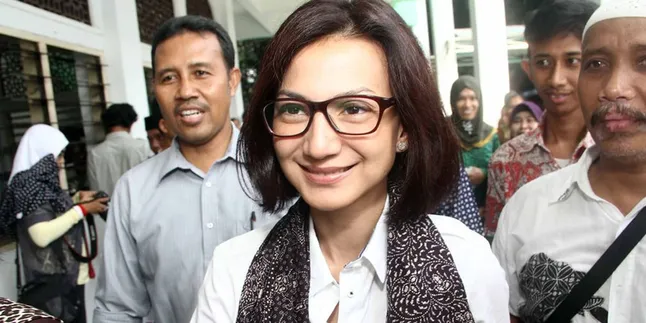 Dukung Jokowi - JK, Wanda Hamidah Diusir Dari Partainya Dukung Jokowi - JK, Wanda Hamidah Diusir Dari Partainya