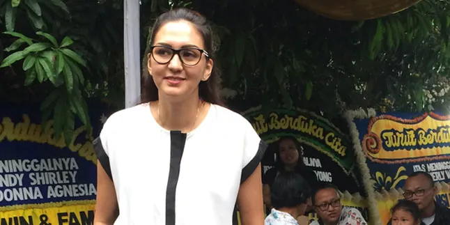 Dukung Penuh Karir, Kenangan Mama Paling Manis Bagi Donna Agnesia Dukung Penuh Karir, Kenangan Mama Paling Manis Bagi Donna Agnesia