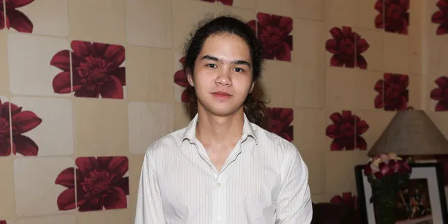 Dukung Sang Ayah, Dul Jaelani Ingin Ahmad Dhani Tetap Optimis Dukung Sang Ayah, Dul Jaelani Ingin Ahmad Dhani Tetap Optimis