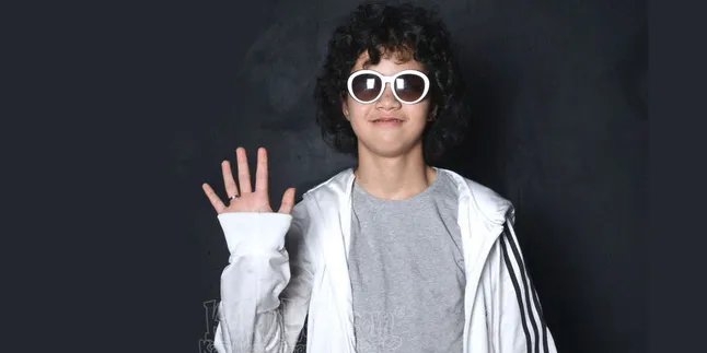 1000 Wanita Tak Sebanding Dengan Gitar Dul Ini!