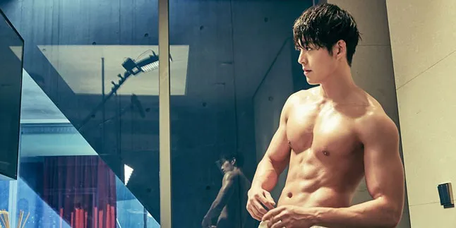 Dulu Kurus Kebangetan, Ini Rahasia Kim Woo Bin Punya Tubuh Hot Dulu Kurus Kebangetan, Ini Rahasia Kim Woo Bin Punya Tubuh Hot